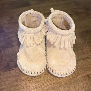Gently Used Minnetonka Child Moccasins